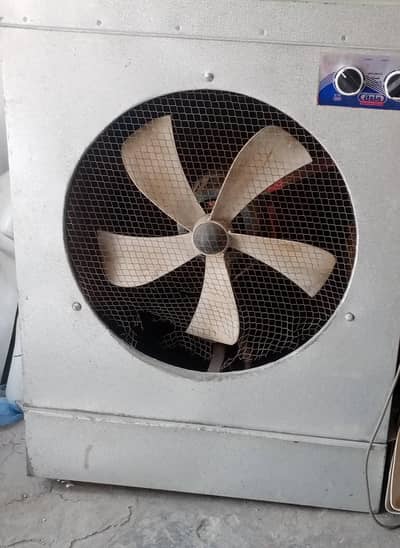 air colour moter all ok condition saf ha bilcul