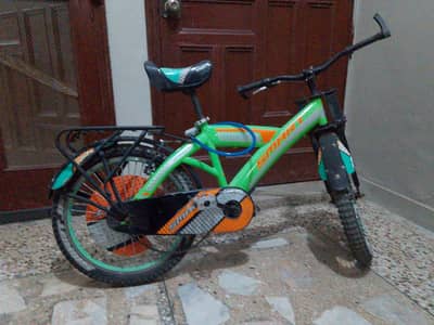 imported cycle size 20 (urgent sale) with lock