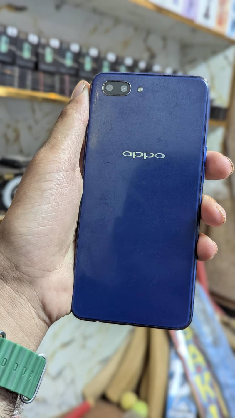 OPPO A3s 1