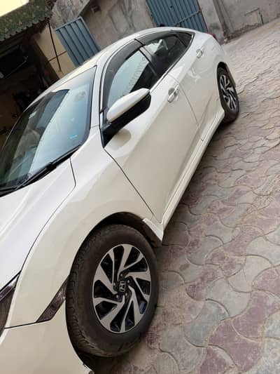 Honda Civic Oriel 2018