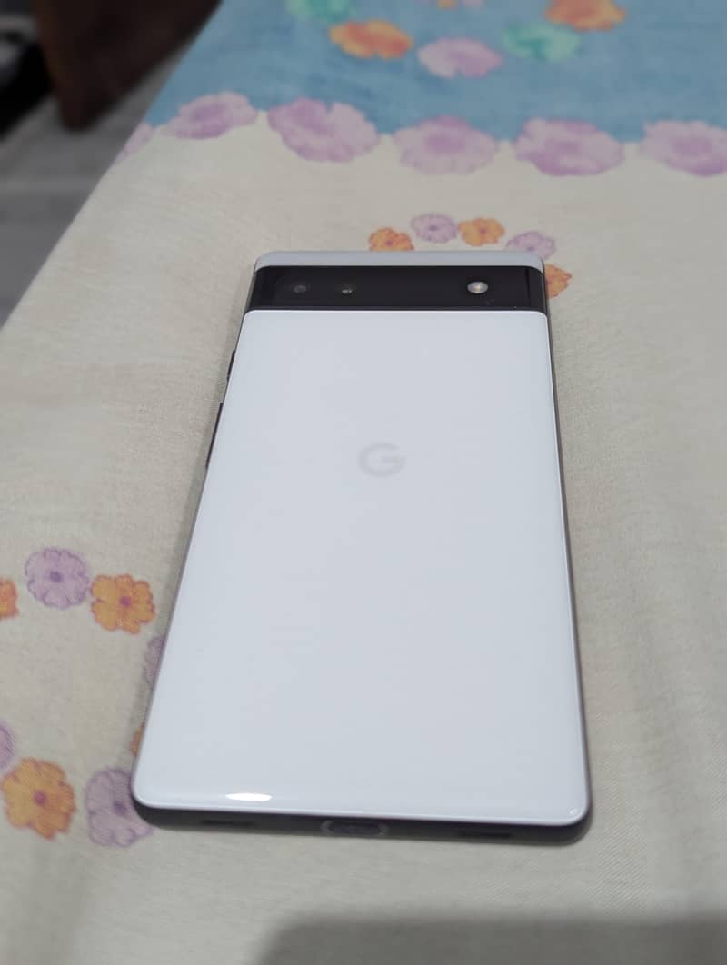 Google Pixel 6a 5