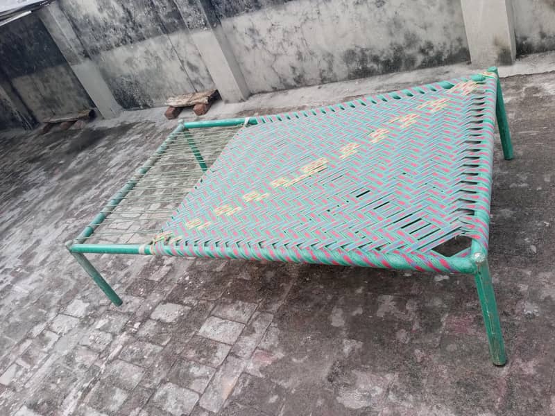 heavy weight solid iron charpai 4