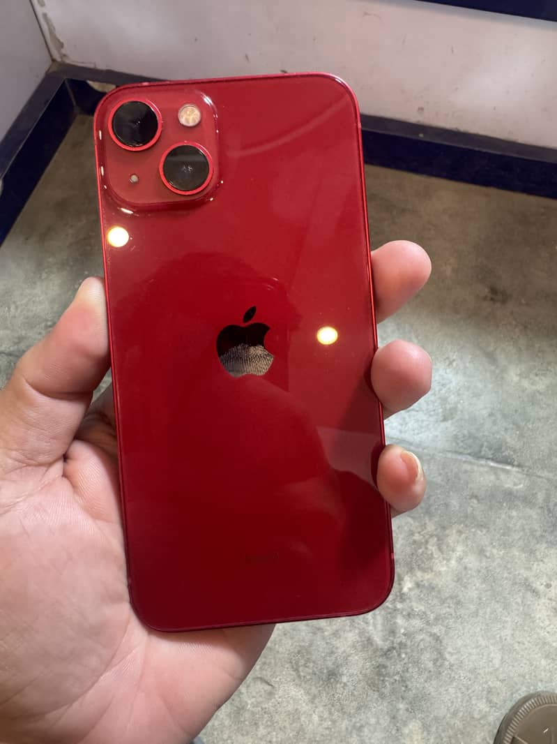 Apple iPhone 13 2