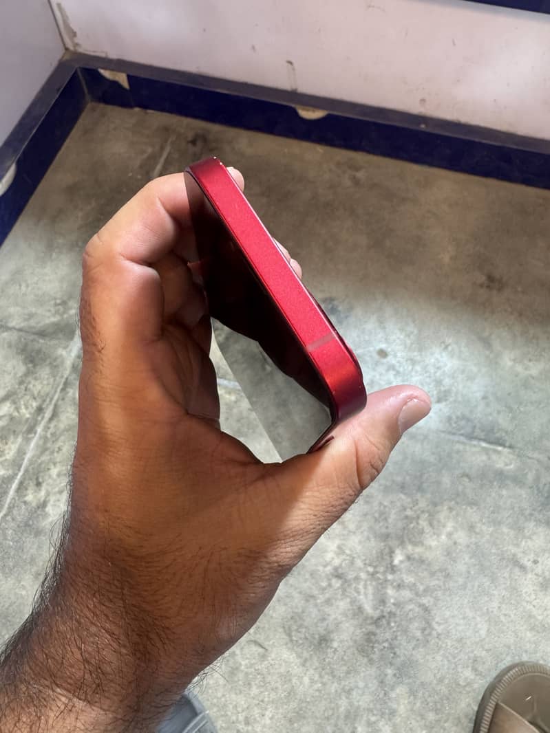 Apple iPhone 13 3