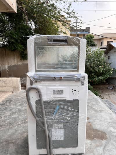 automatic washing machine LG top load 9KG