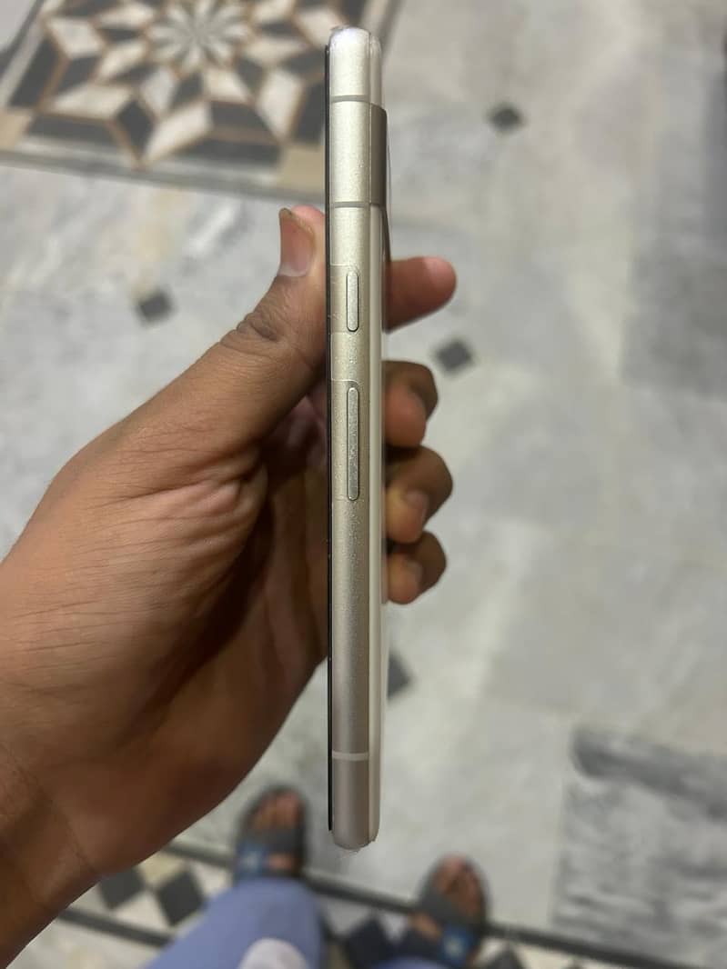 Google Pixel 7a 10