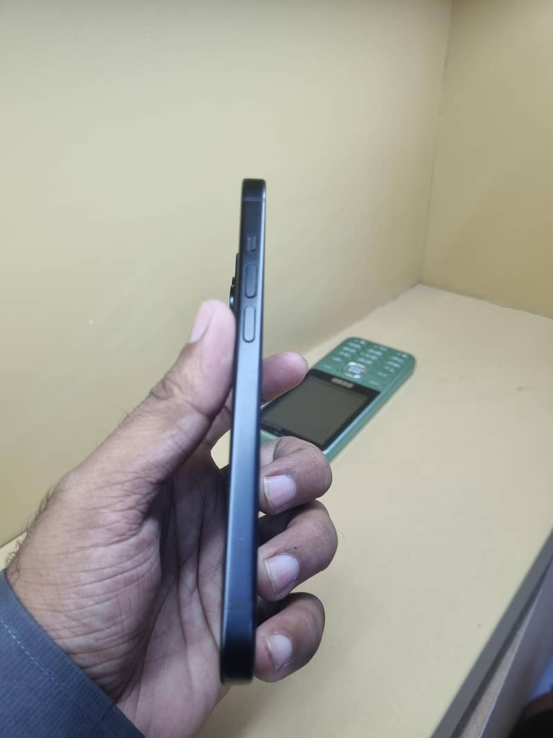 Apple iPhone 15 1