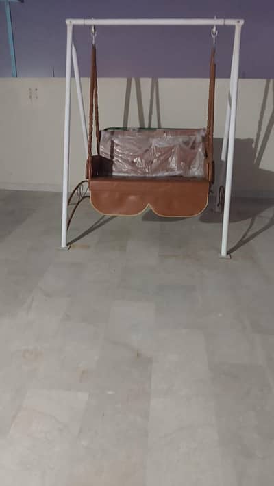 Iron swing With removable seats