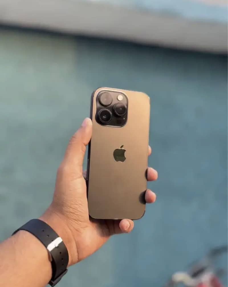 Apple iPhone 14 Pro 3