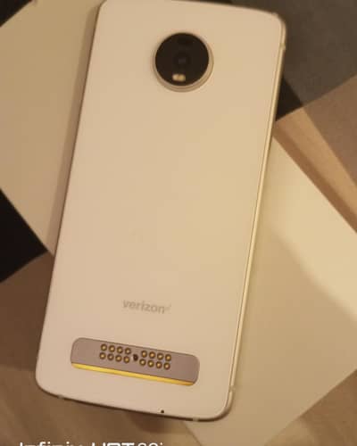 Motorola Moto Z4