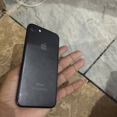 Apple iPhone 7