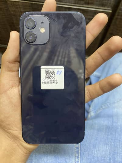 Apple iPhone 12