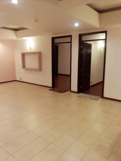 Three Bedroom Spacious 2100 Sqft Apartment Unfurnished For Rent Available In Silver Oaks F-10 Islamabad