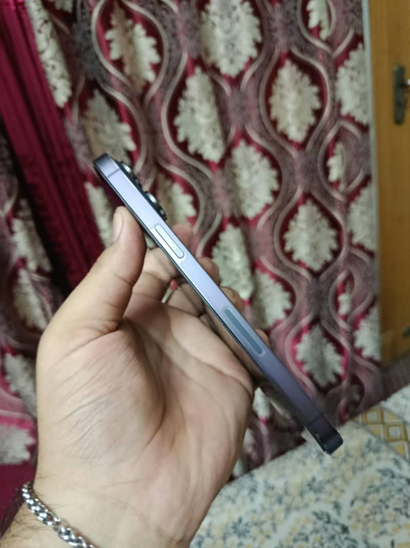 Iphone 14 pro max 2