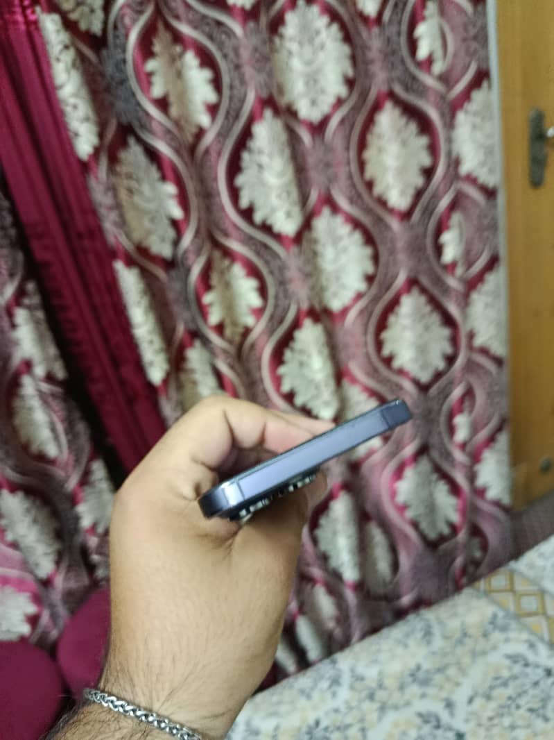 Iphone 14 pro max 3