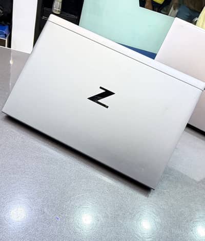 HP ZBook firefly G7 /G8/G9 | 16GB RAM | 256GB SSD |