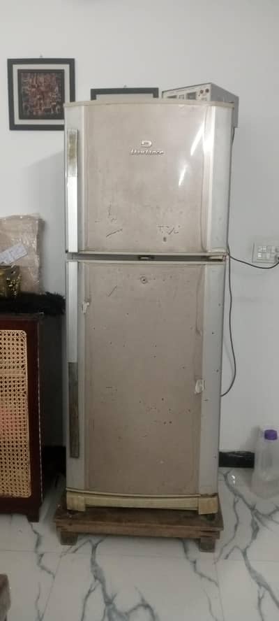 Dawlance fridge non-inverter