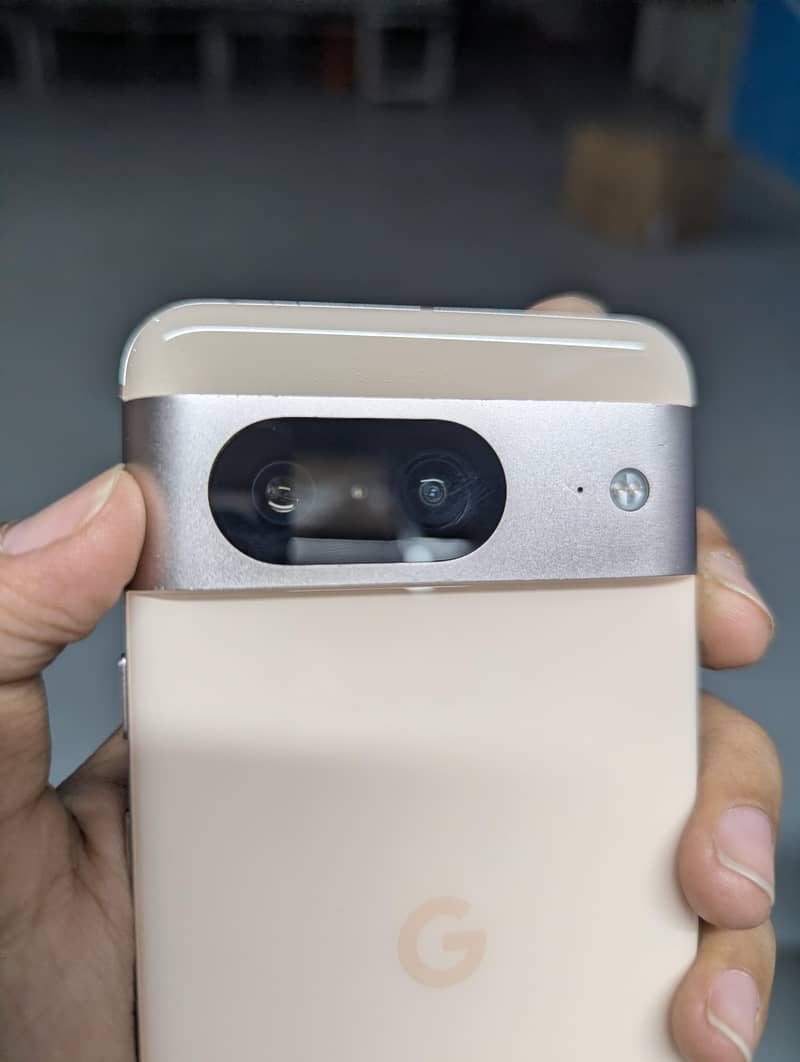 Google Pixel 8 7