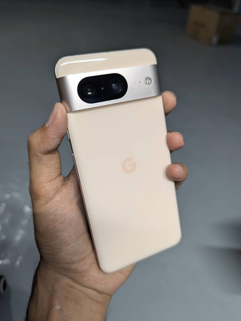 Google Pixel 8 9