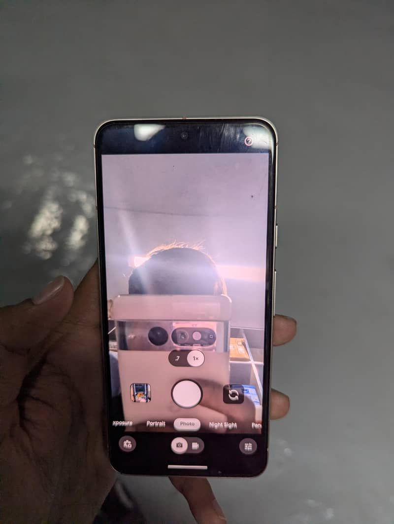 Google Pixel 8 11