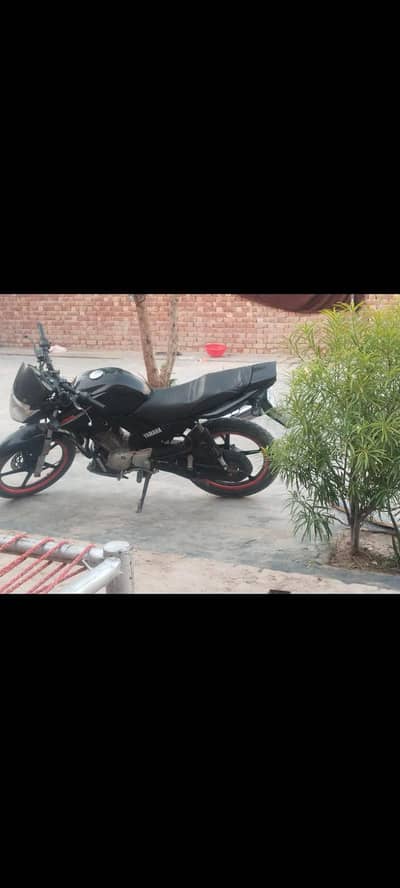 Ybr 125 2017 model
