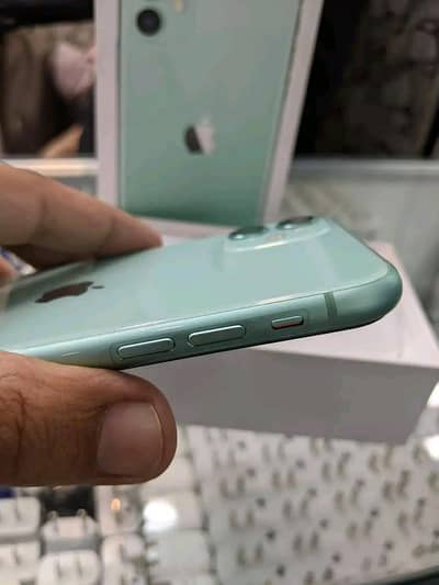Apple iPhone 11 64gb Memory PTA approved. 0324=8193=531
