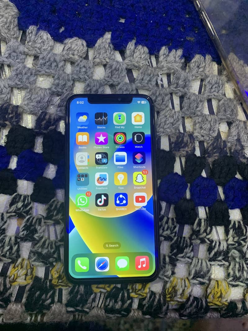 Apple iPhone X 3