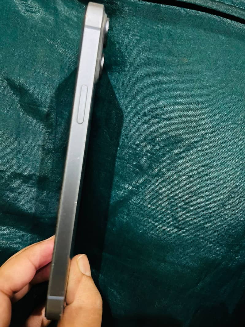 Apple iPhone 14 plus 5