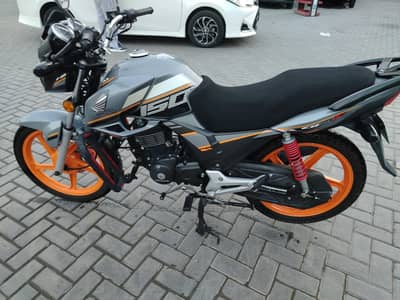 Honda CB 150F