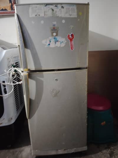 medium size fridge for sale 100% working