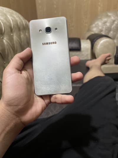 Samsung Mobile J3 Pro
