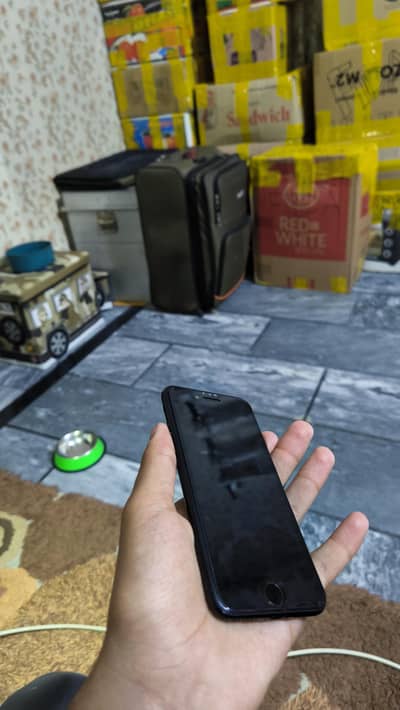 Apple iPhone 7