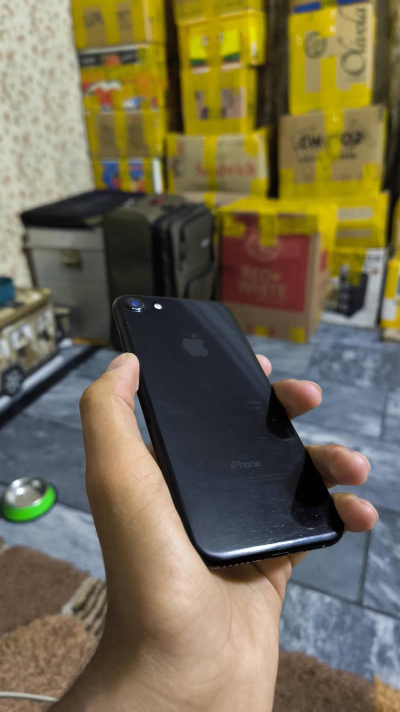 Apple iPhone 7 5