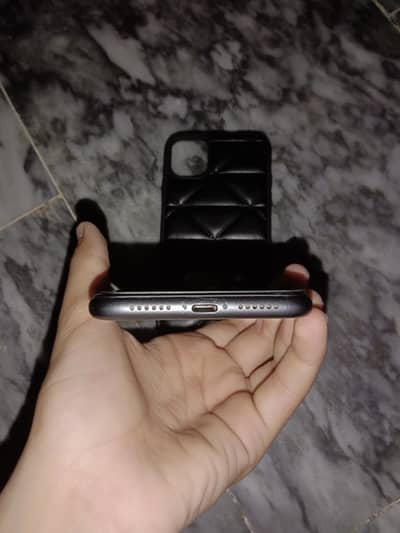 Apple iPhone 11 non pta water pack