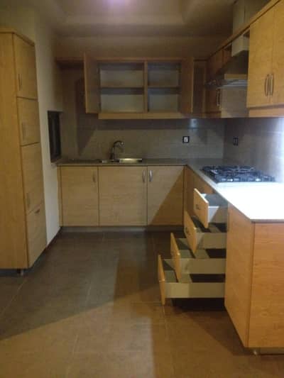 Three bedroom 1750sqft unfurnished apartment for rent in Silver Oaks F-10 Islamabad