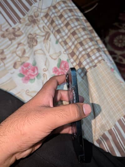 Apple iPhone 13 jv non active 128 jb bas side thori ruf