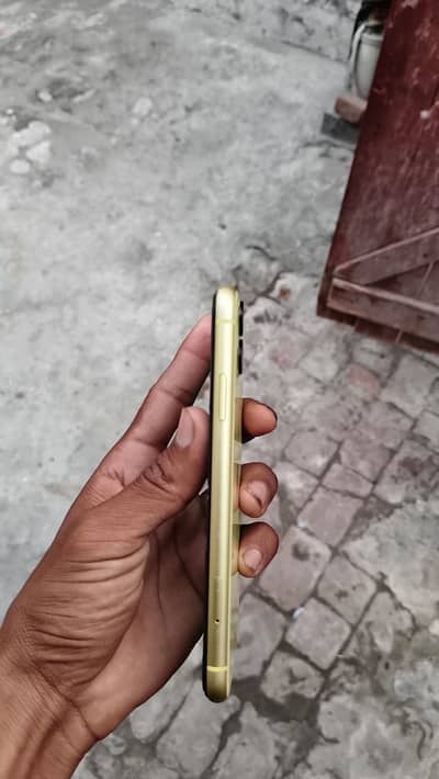 Apple iPhone 11