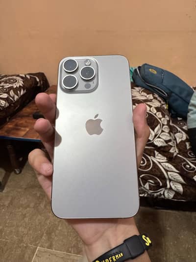 Apple iPhone 15 Pro Max
