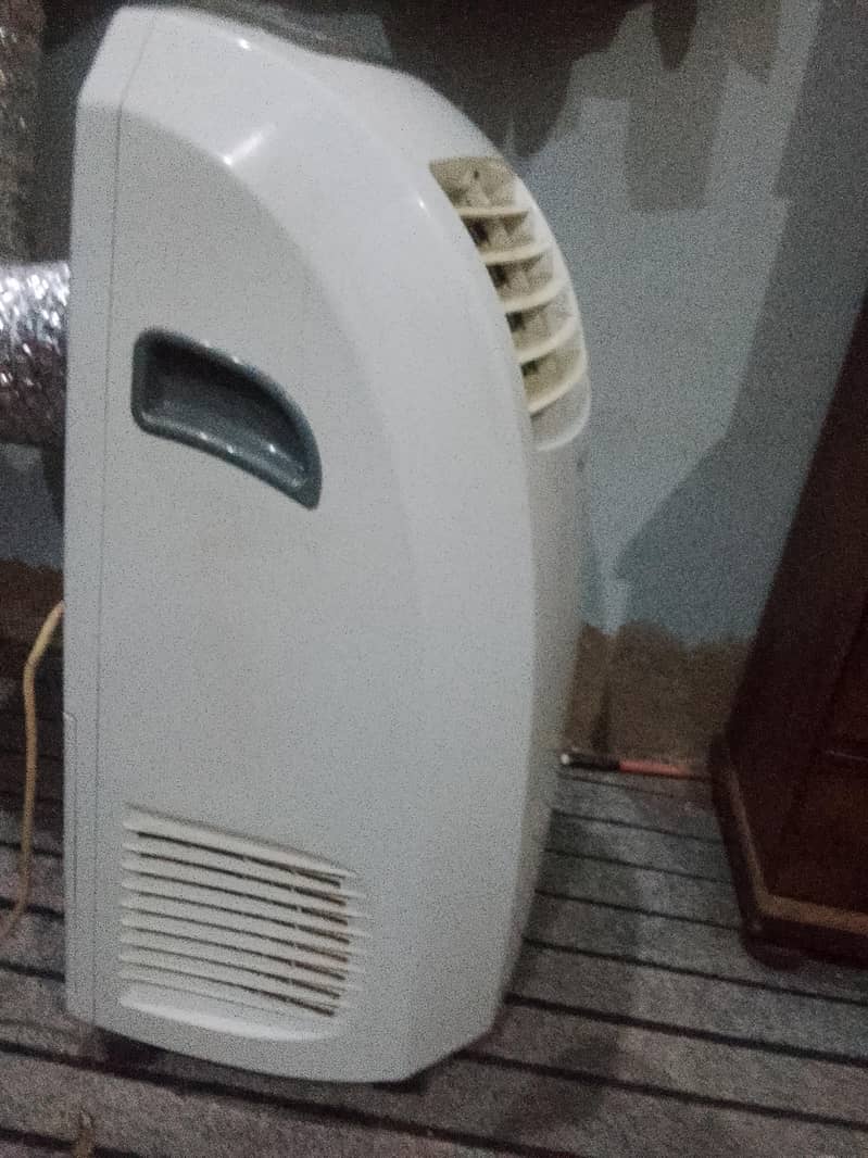 Fotabal Ac . . . 5