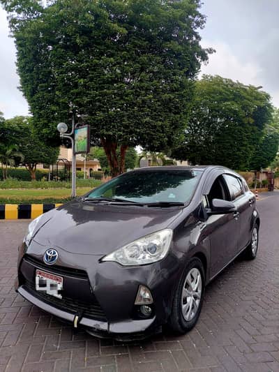 Aqua 2012 - S Push Start - 1st Owner - Extra-Ordinary Mint Condition