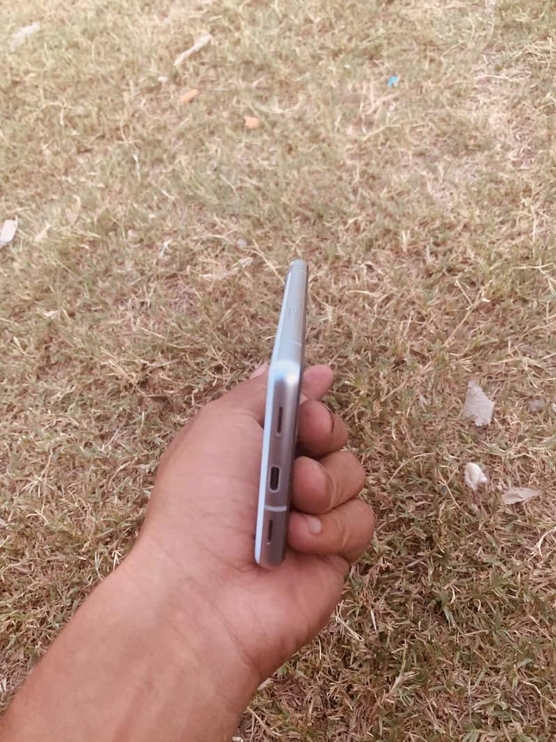 Google Pixel 7a 1