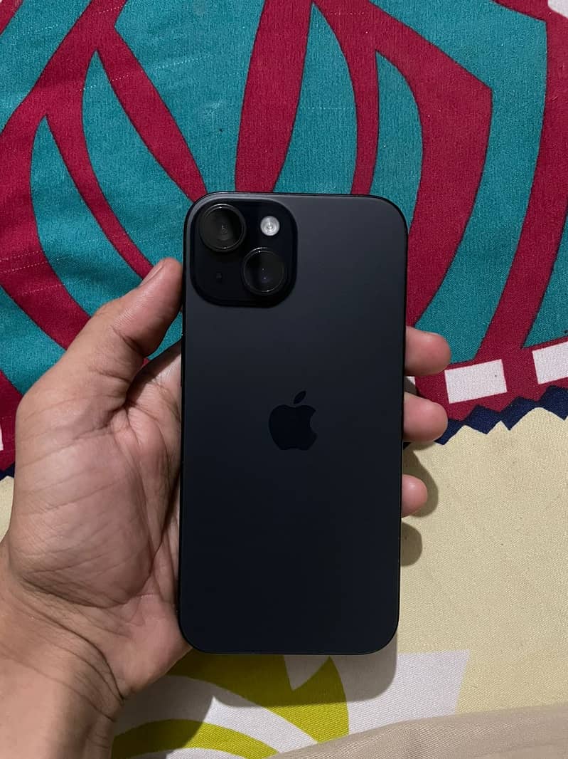 Apple iPhone 15 3