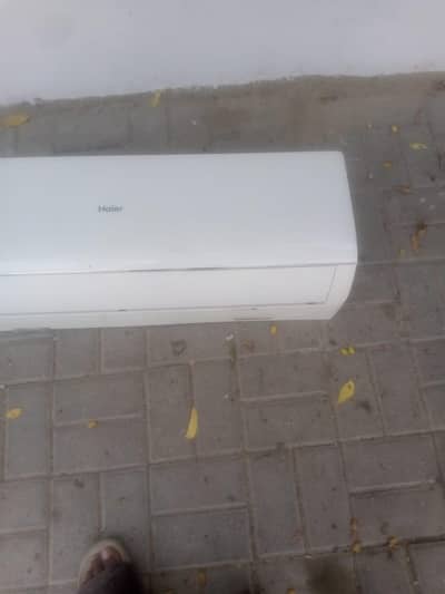 Haier 1.5 tan genian condition only indoor for sale