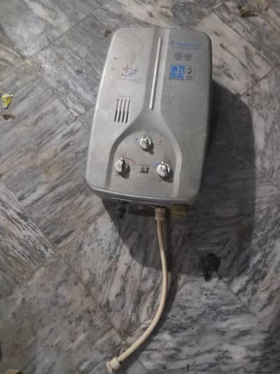 Geyser for sale in discount price