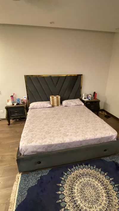 King Size Bed Set || 10/10 condition