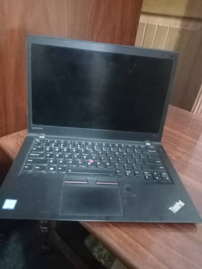 lenovo thinkpad laptop core i5.7th gen 8/256