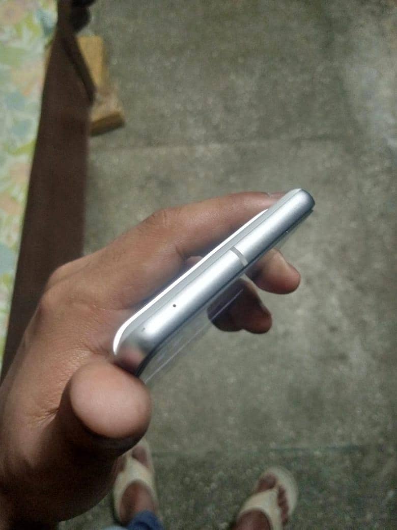 Google Pixel 7 6