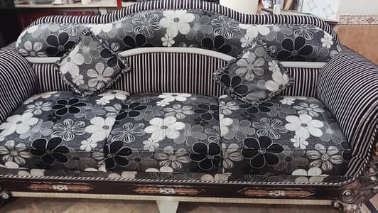 Sofa.