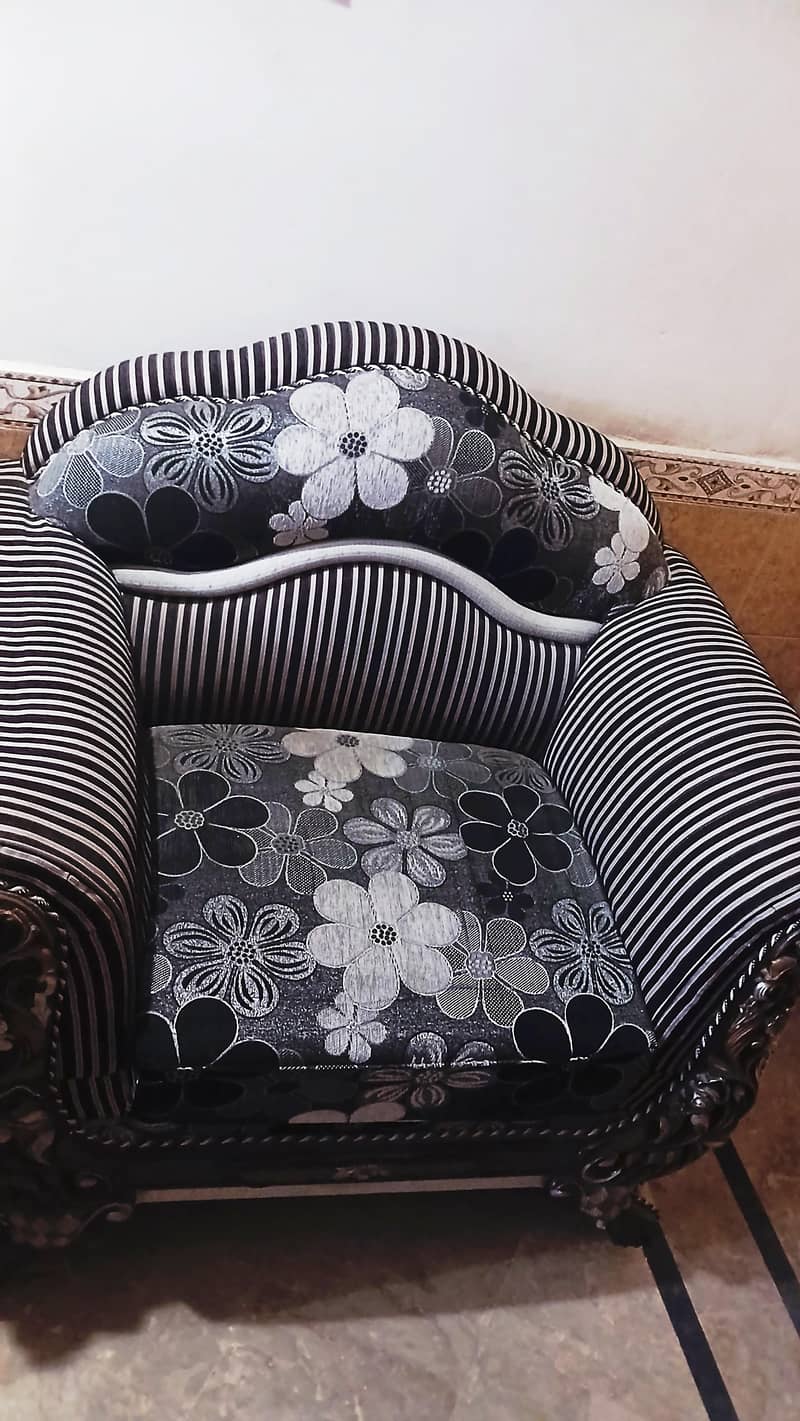 Sofa. 1