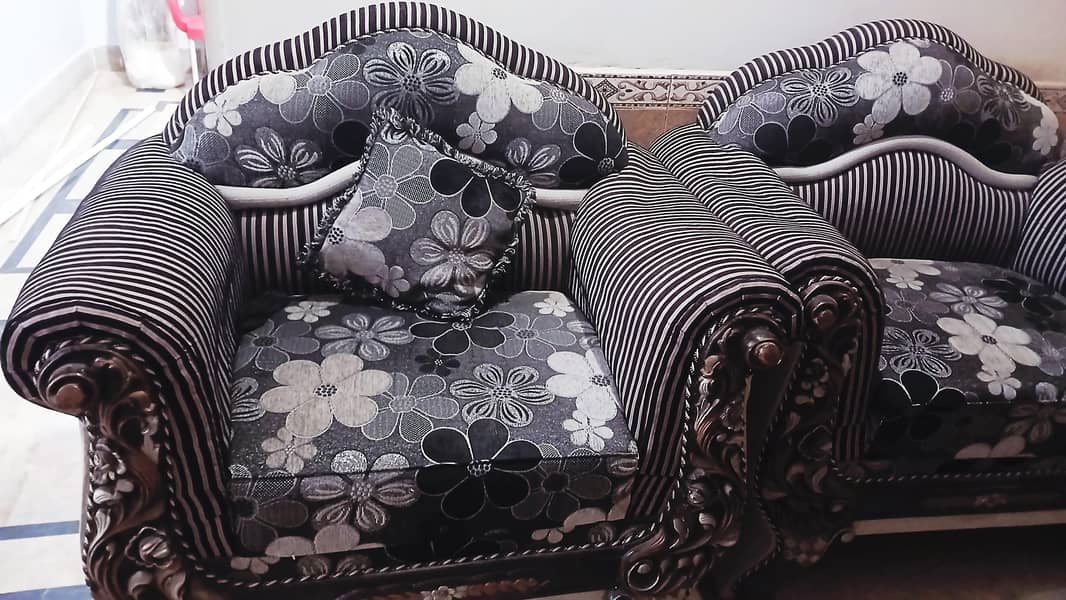 Sofa. 2